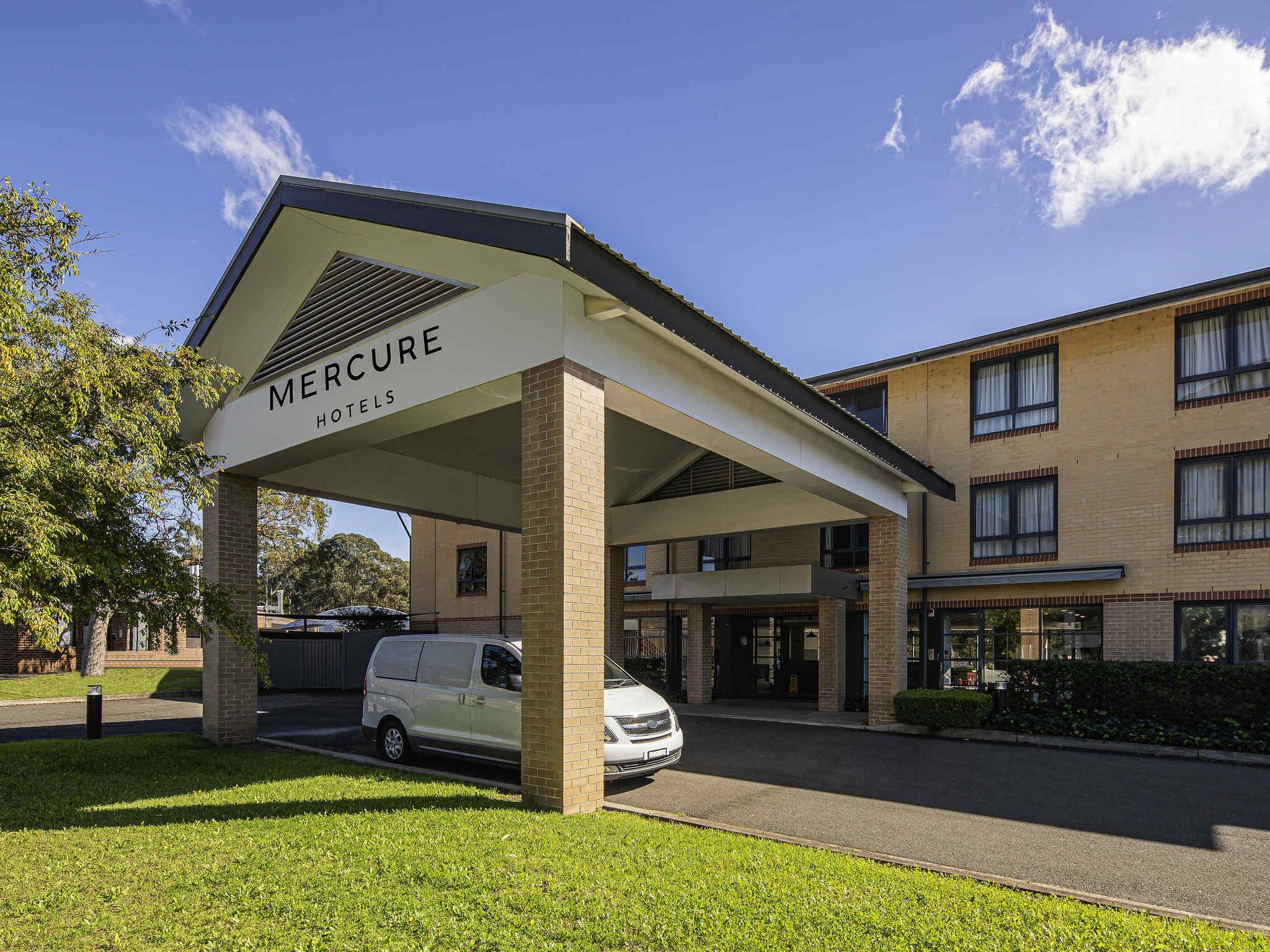 Mercure Sydney Macquarie Park Exterior photo