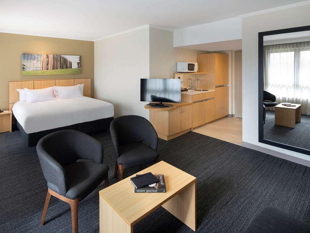 Mercure Sydney Macquarie Park Room photo