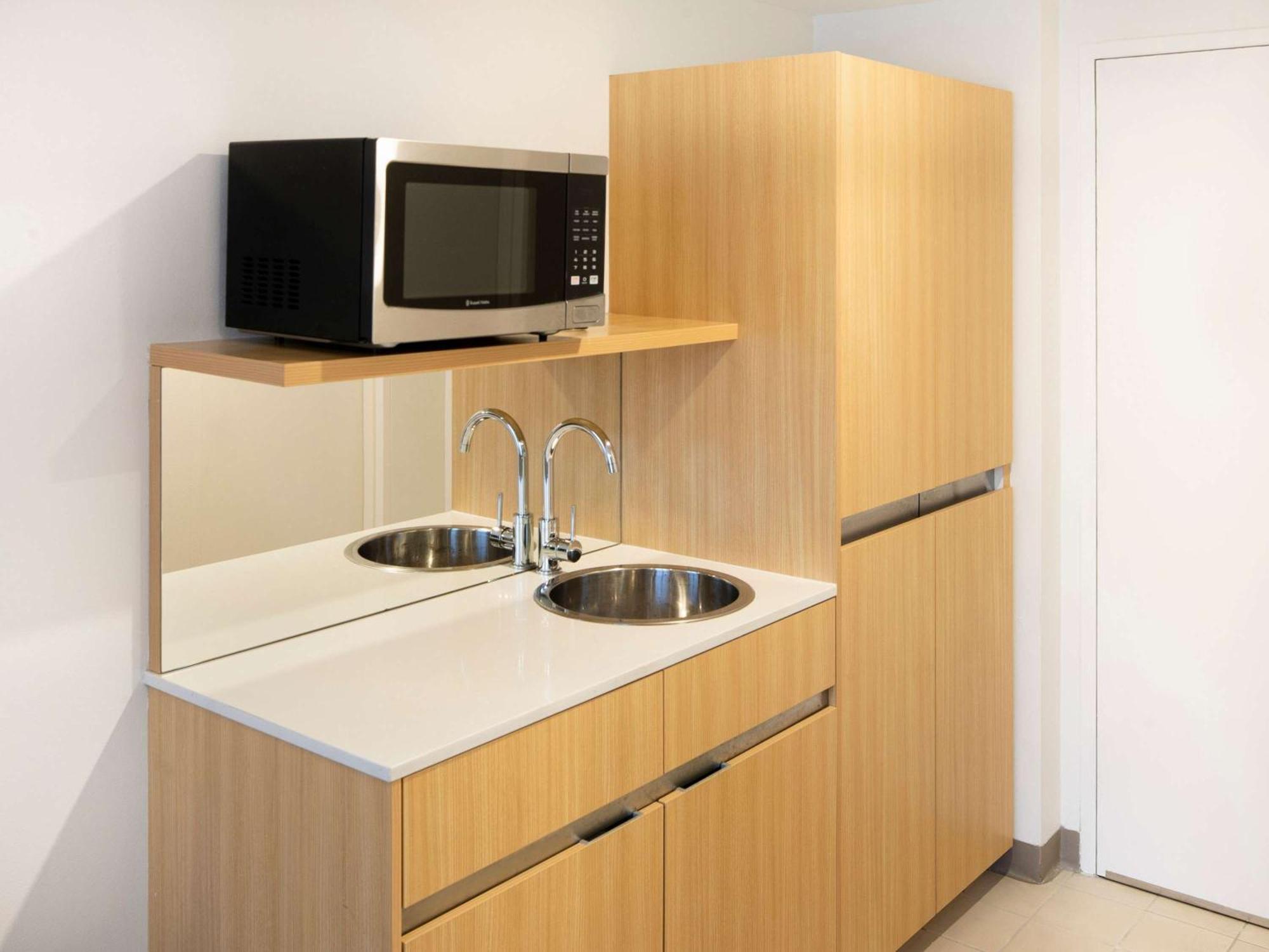 Mercure Sydney Macquarie Park Exterior photo